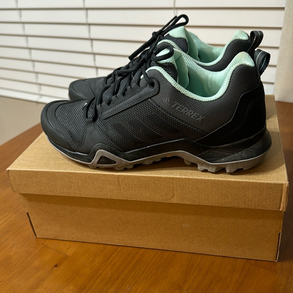 Adidas Terrex AX3 hiking shoes dark gray size 9